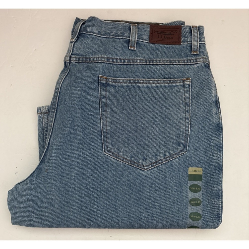 NWT Mens L.L. Bean Natural Fit Jeans Blue Denim Straight Leg Classic Sz 40 x 30